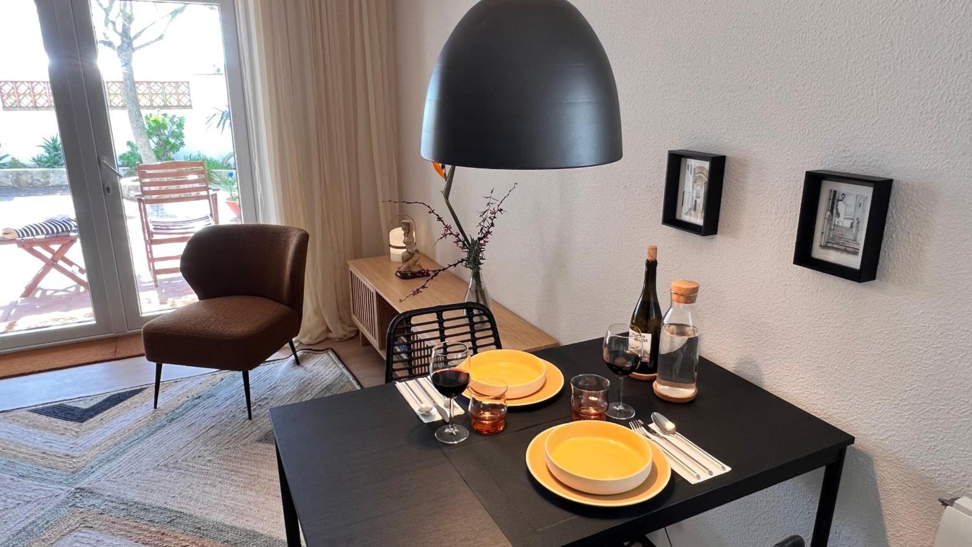 Arriba Stijlvol Appartement Met Zwembad En Tuin โกนิล เด ลาฟรอนเตรา ภายนอก รูปภาพ