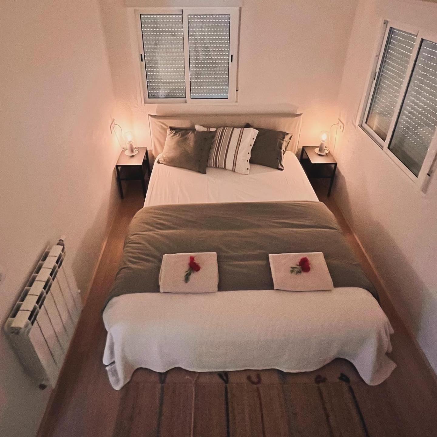 Arriba Stijlvol Appartement Met Zwembad En Tuin โกนิล เด ลาฟรอนเตรา ภายนอก รูปภาพ